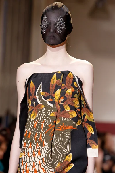 Look 46